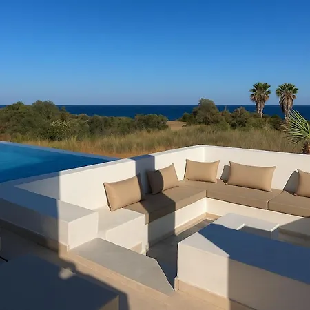 Villa Seadream *
