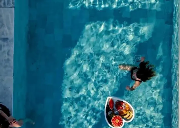 Seadream - Luxury - Pool & Sea View Lakhania