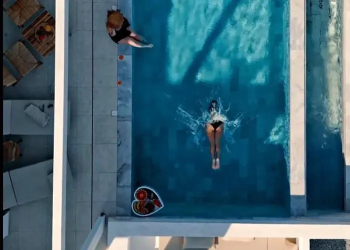 Seadream - Luxury - Pool & Sea View